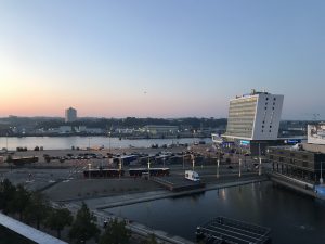 Fährhafen Kiel am frühen Morgen
